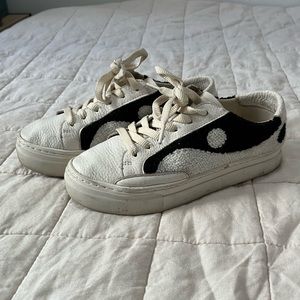Soludos Yin Yang Boucle Sneaker